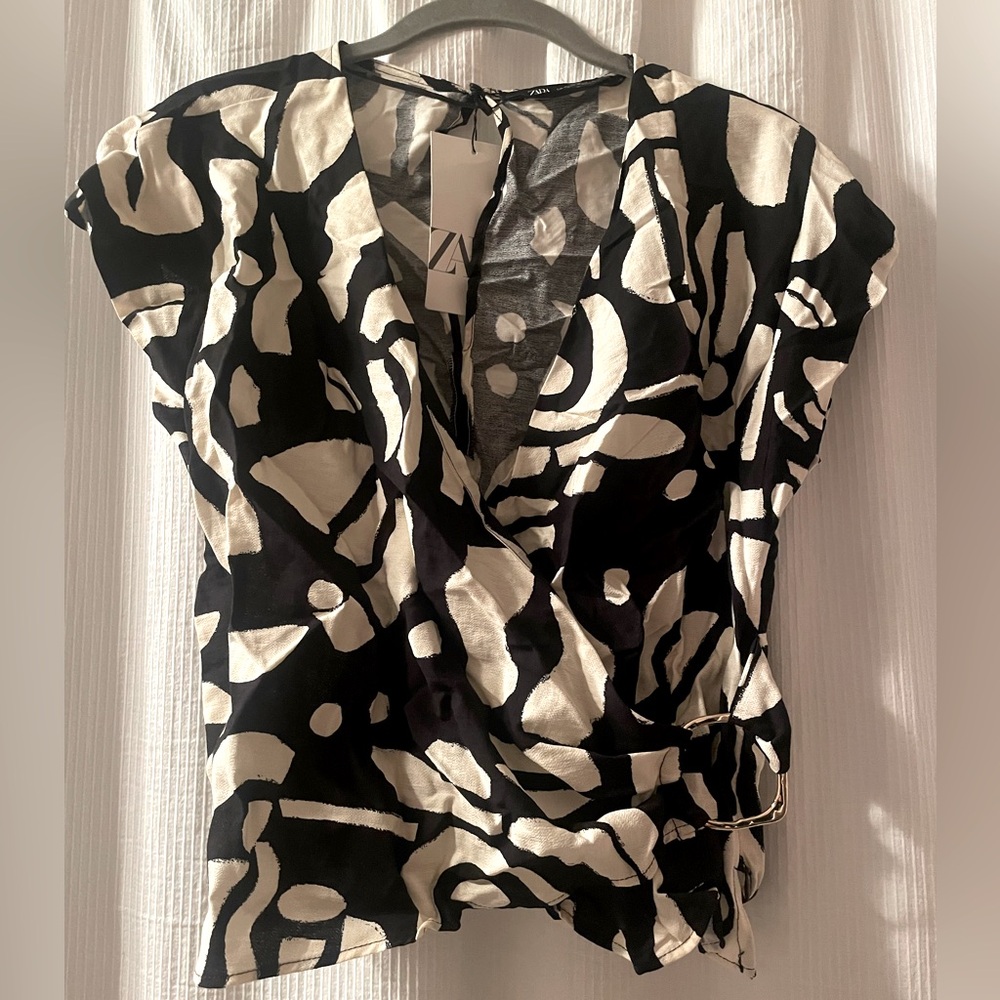 Zara cream and black summer blouse
